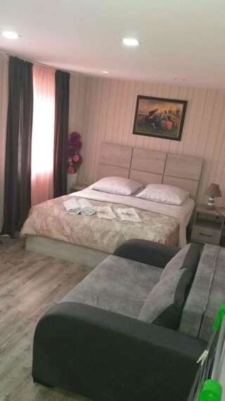 Гостевой дом Guest house Lana Тбилиси Трехместный номер-2