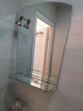 Гостевой дом Guest house Lana Тбилиси Бюджетный двухместный номер с 1 кроватью-9